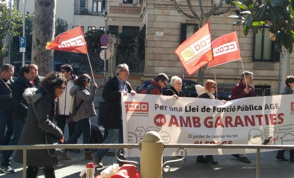 Concentraci davant de la Delegaci del Govern a Catalunya