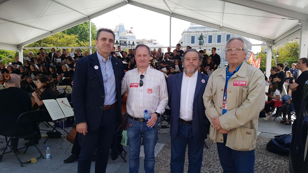 Jos Manuel Franco (PSOE) junto a Jos Manuel Vera y Pepe Fernndez (CCOO)