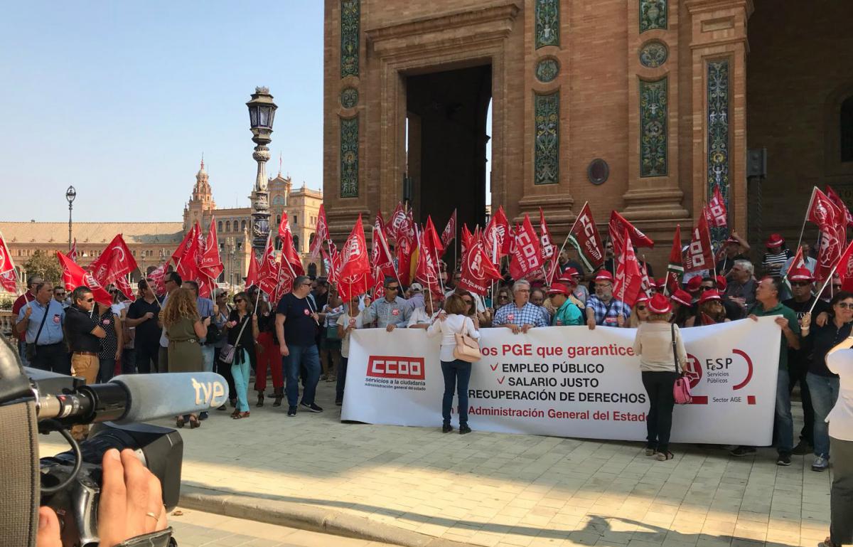 CCOO y UGT han defendido hoy en Sevilla el empleo pblico de calidad